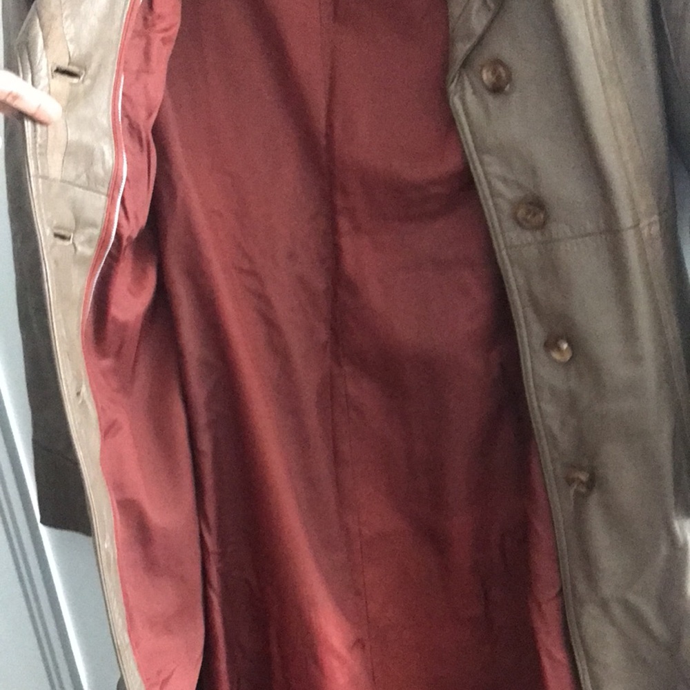 Vintage Leather Coat - Picture 5 of 9
